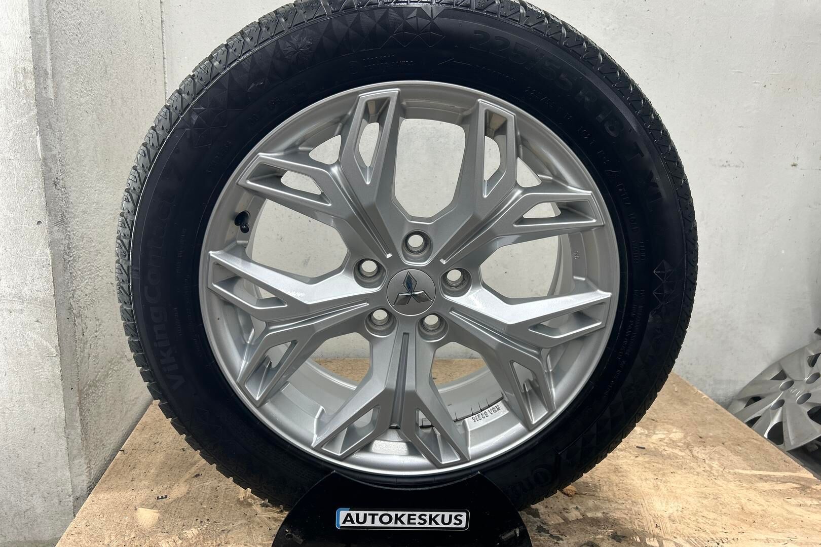 Mitsubishi Outlander PHEV iso kuva 25
