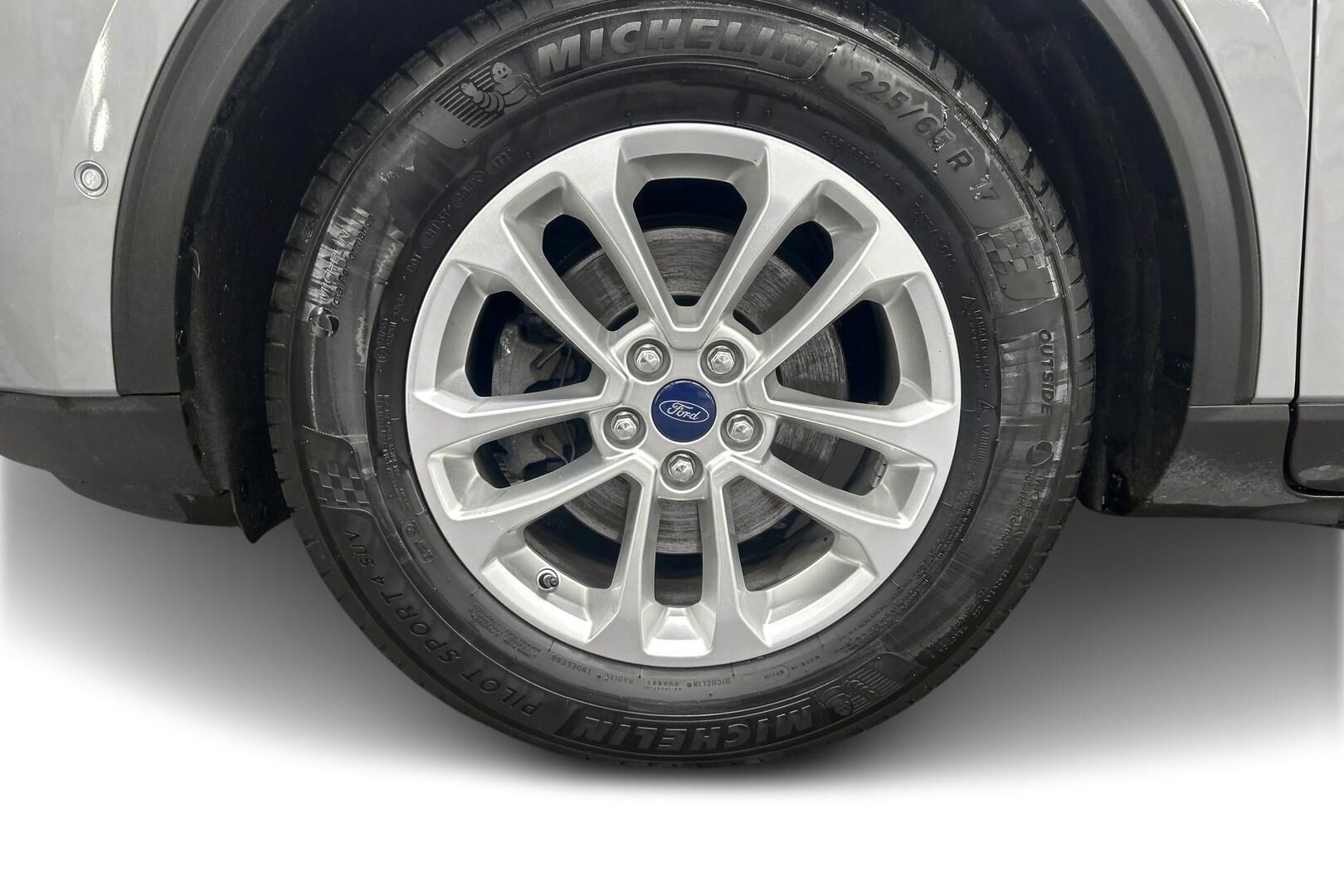 Ford Kuga iso kuva 22