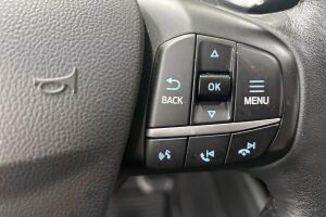 Ford Kuga esikatselu 17