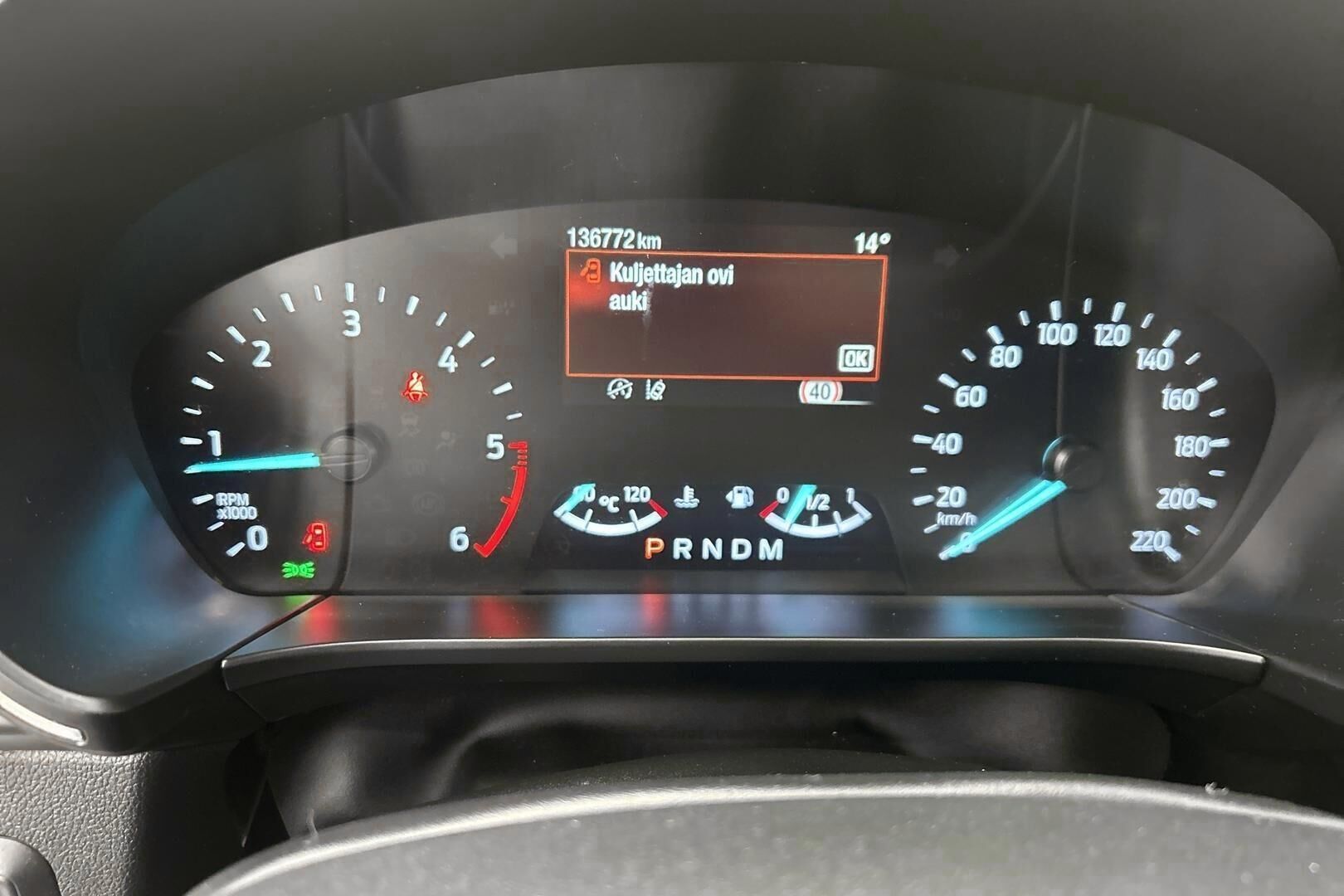 Ford Kuga iso kuva 15