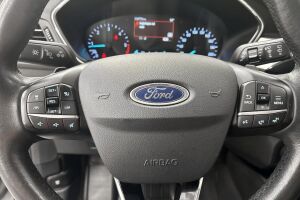 Ford Kuga esikatselu 19