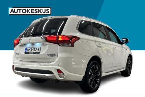 Mitsubishi Outlander PHEV esikatselu 5