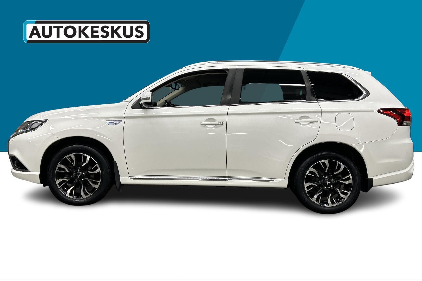 Mitsubishi Outlander PHEV iso kuva 8