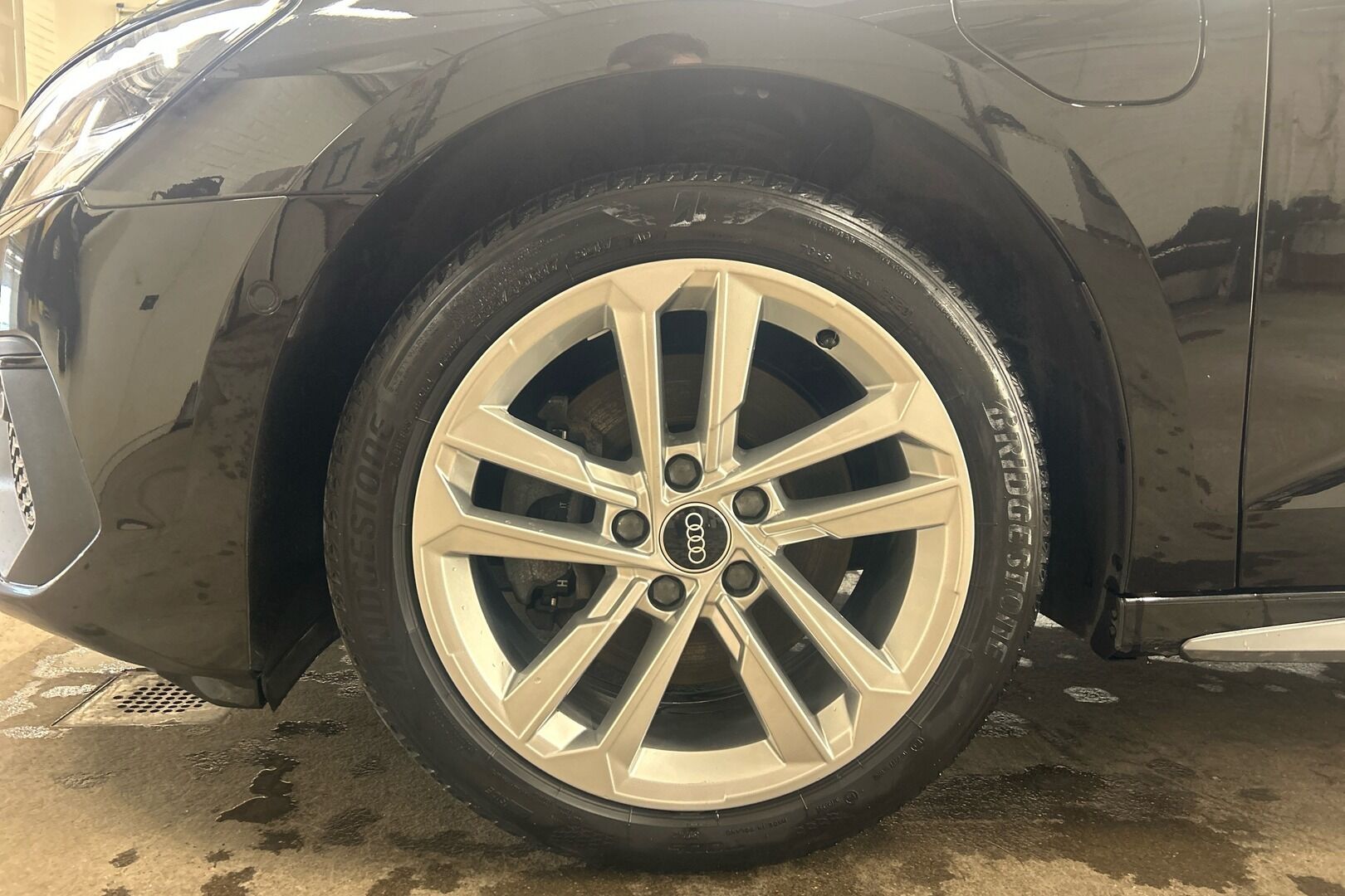 Audi A3 iso kuva 8