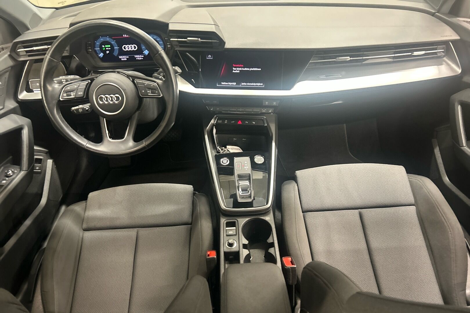 Audi A3 iso kuva 4