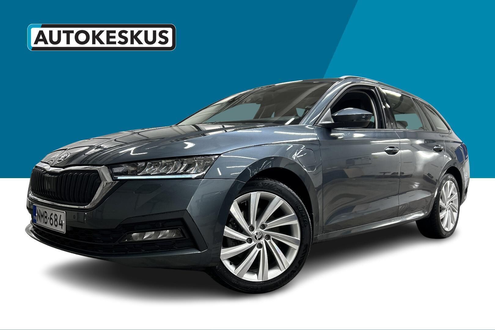 Skoda Octavia iso kuva 12