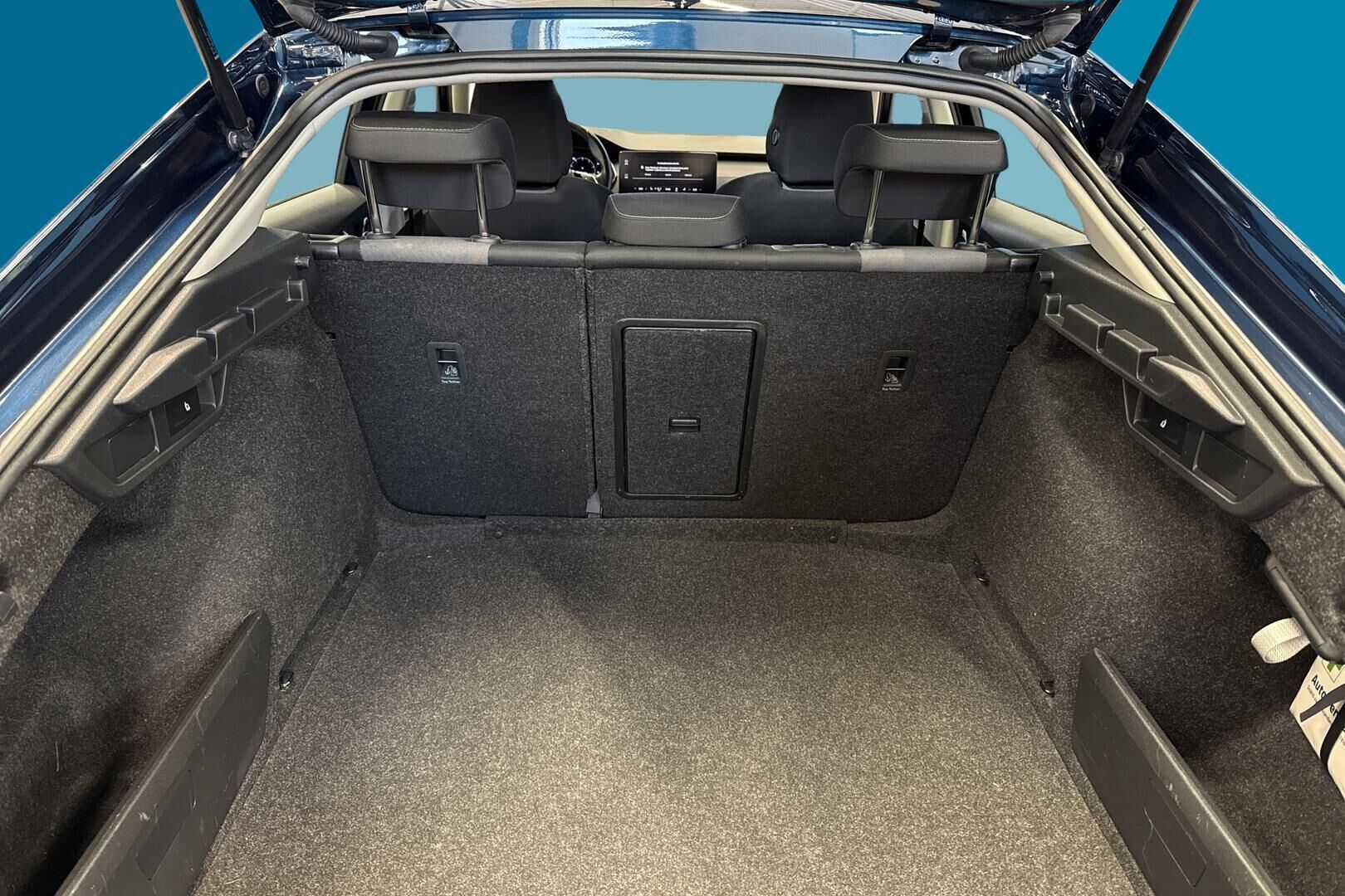 Skoda Octavia iso kuva 12