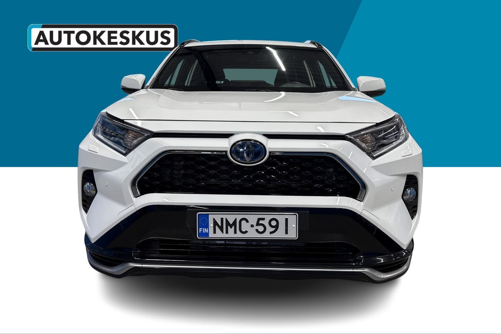 Toyota RAV4 Plug-in iso kuva 1