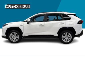 Toyota RAV4 Plug-in esikatselu 7