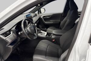 Toyota RAV4 Plug-in esikatselu 8