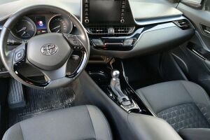 Toyota C-HR esikatselu 1