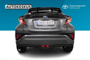 Toyota C-HR esikatselu 5
