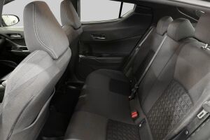 Toyota C-HR esikatselu 9