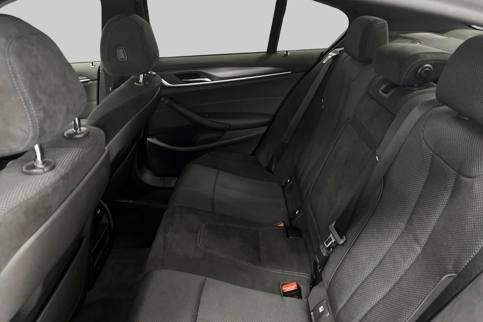 BMW 5-sarja iso kuva 18