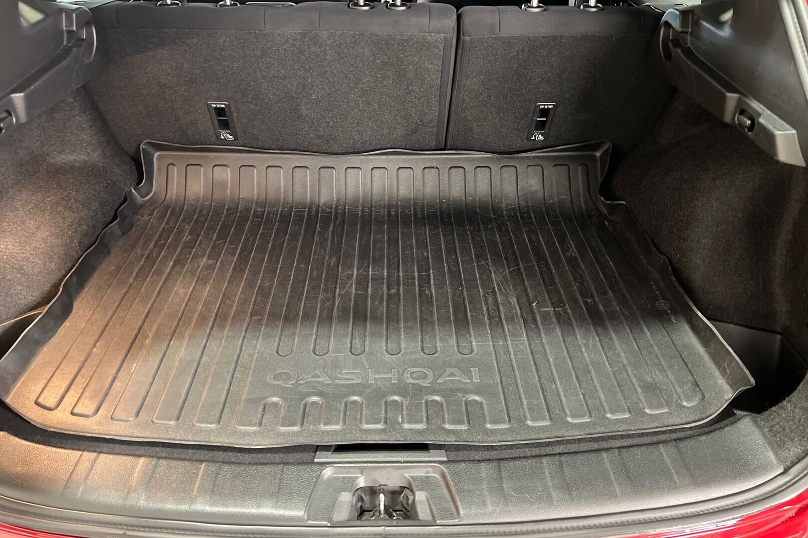 Nissan Qashqai iso kuva 10