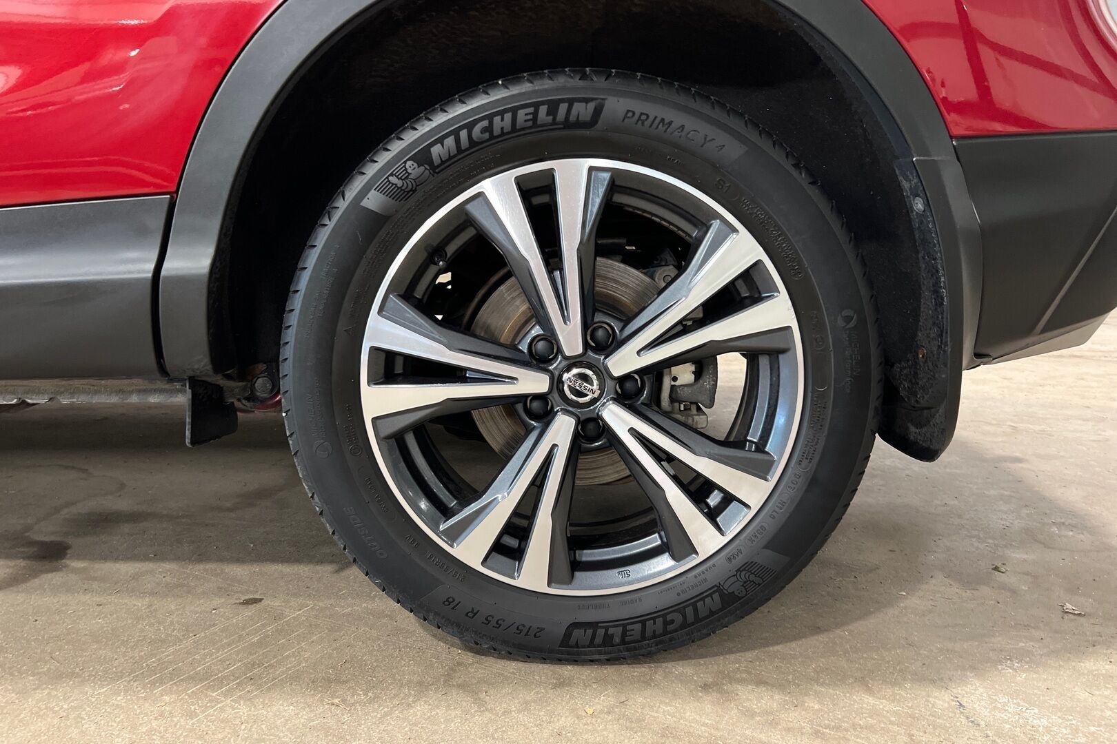 Nissan Qashqai iso kuva 12