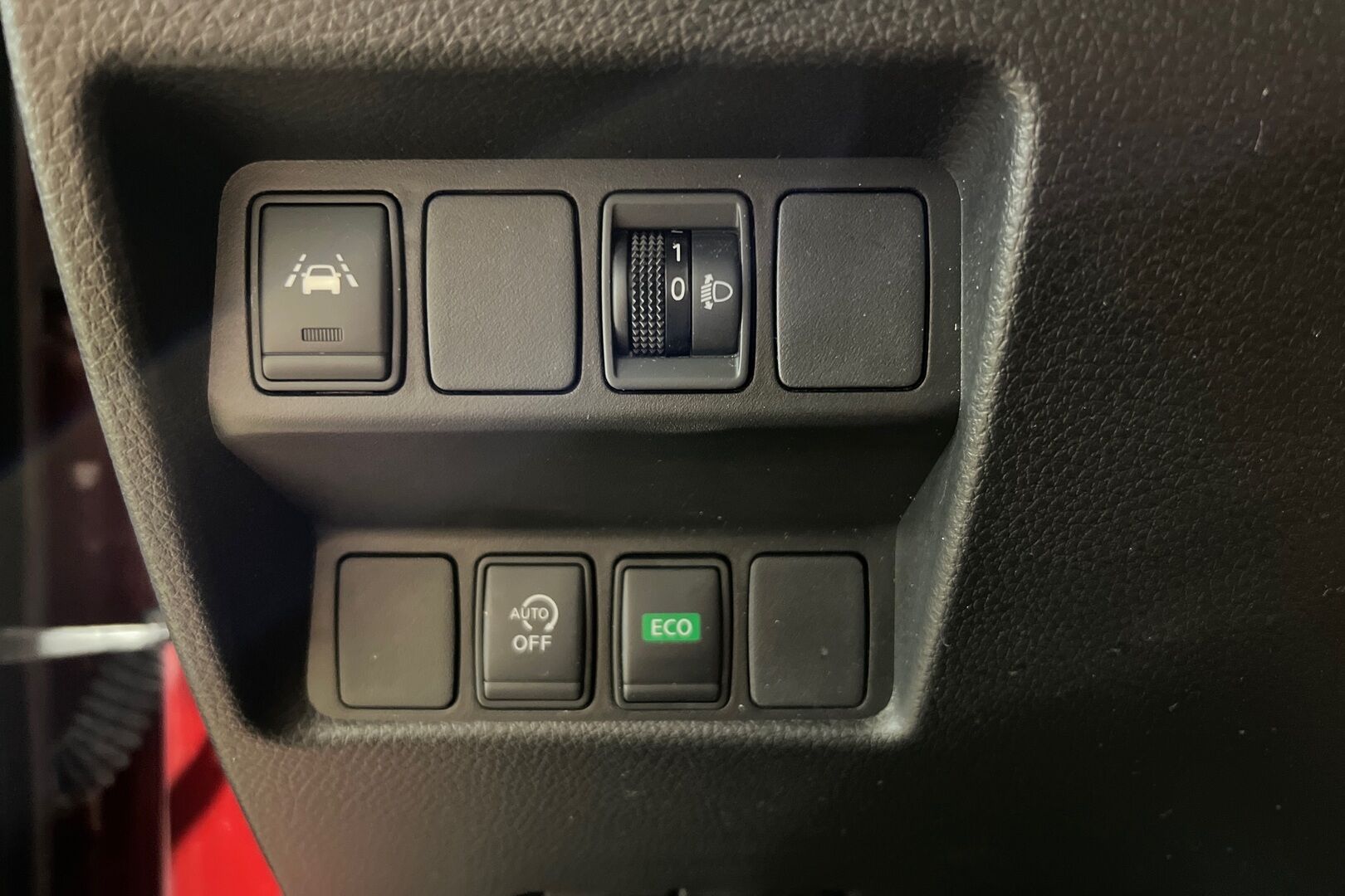 Nissan Qashqai iso kuva 15