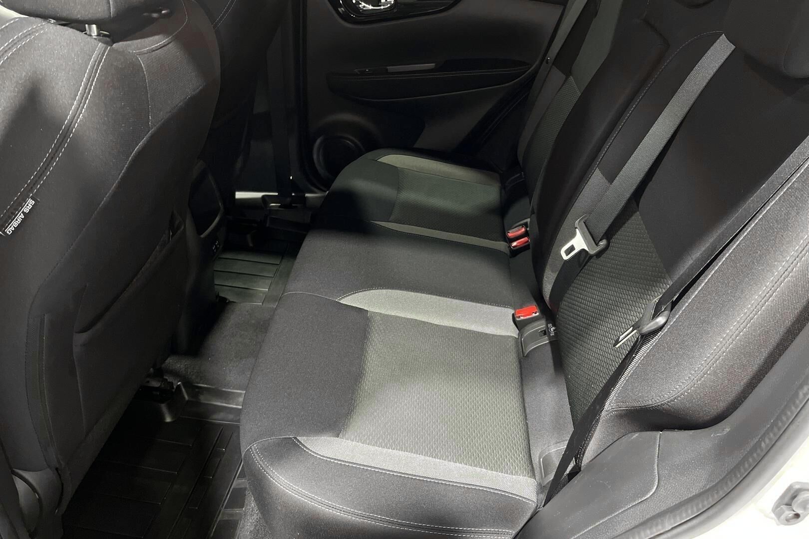 Nissan Qashqai iso kuva 10