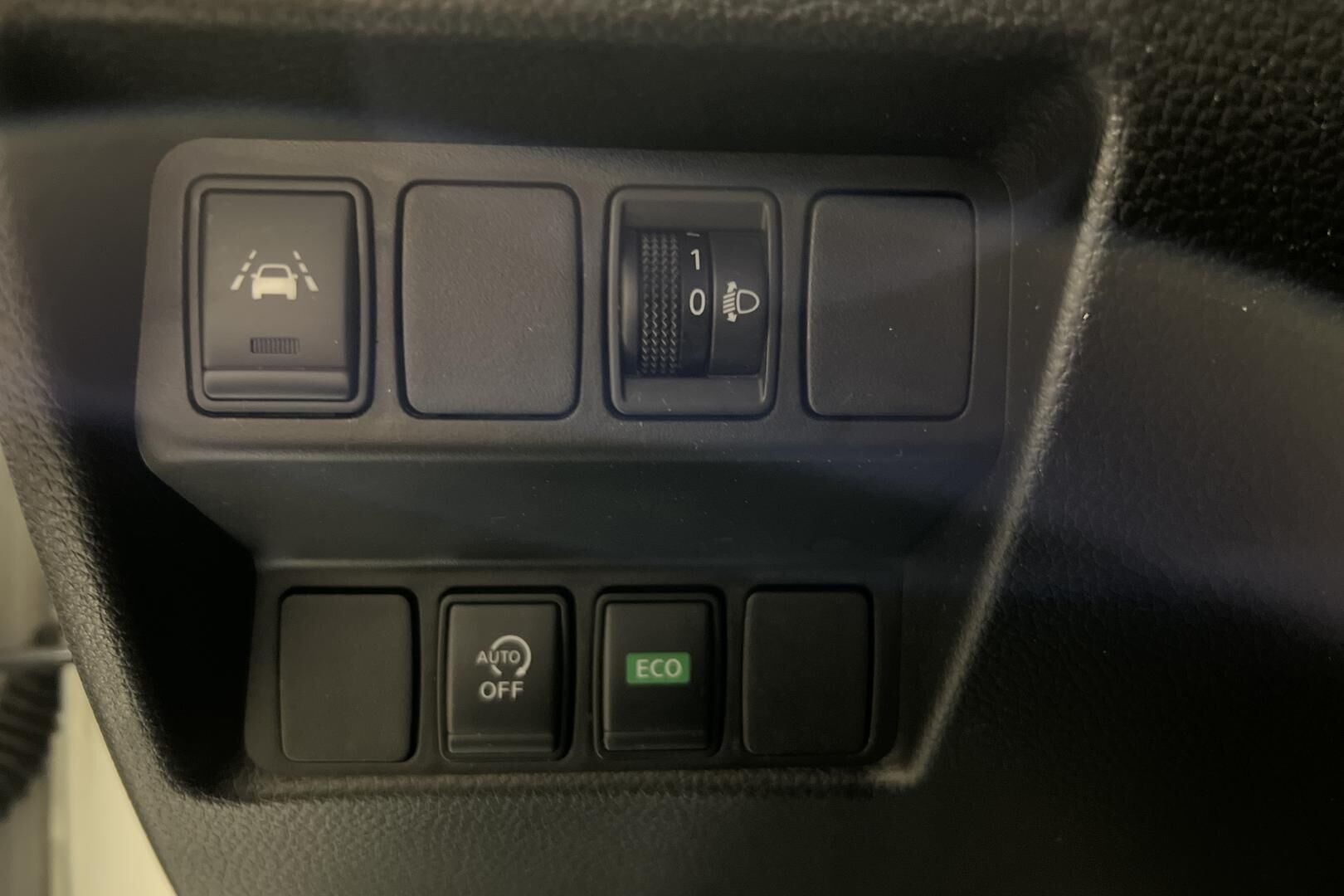 Nissan Qashqai iso kuva 18