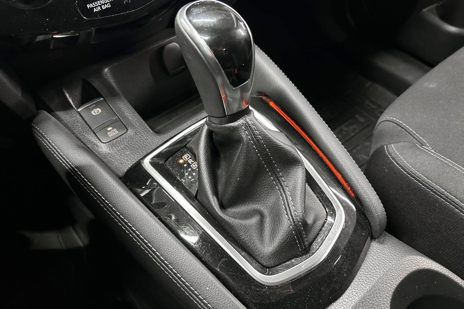 Nissan Qashqai iso kuva 33