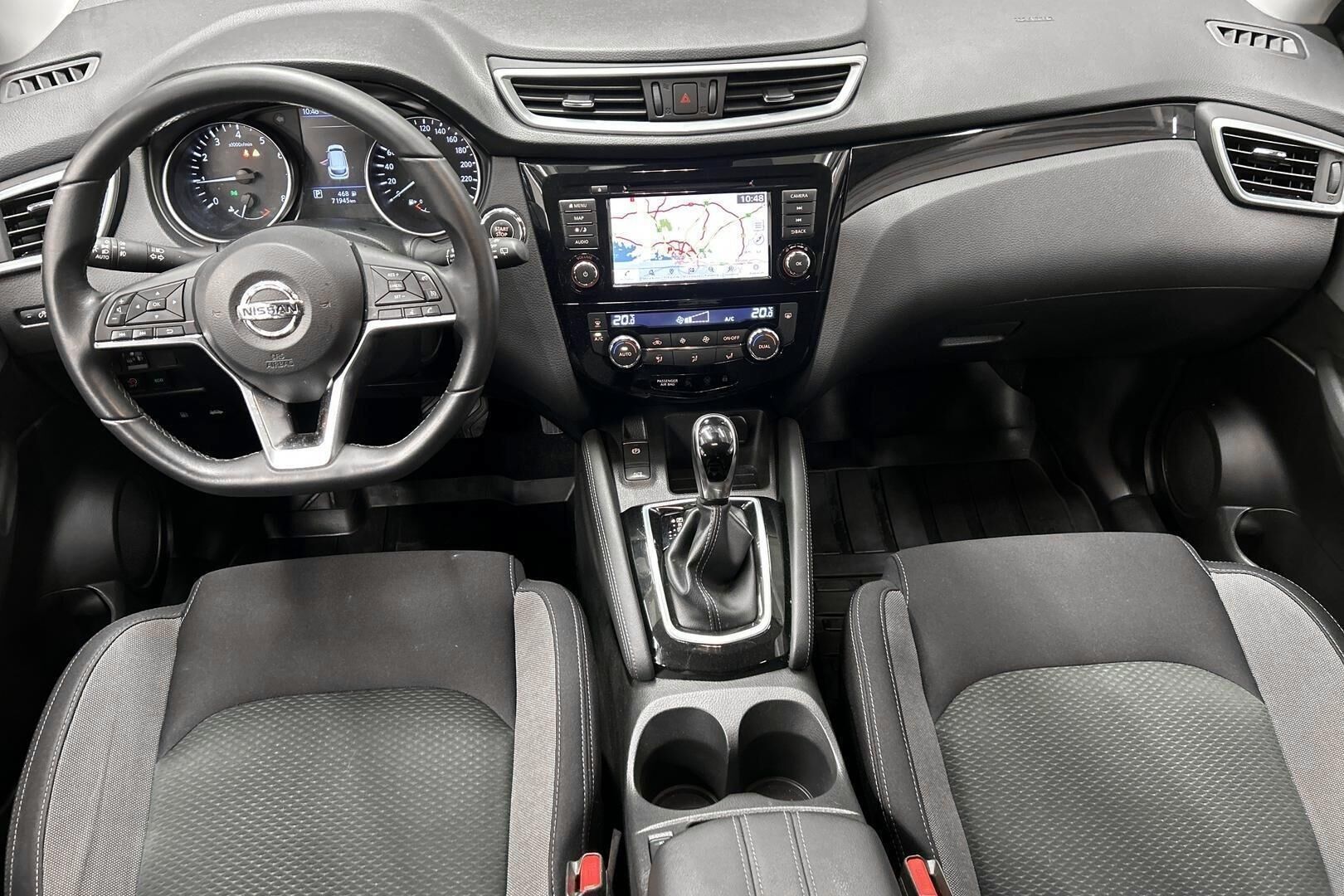 Nissan Qashqai iso kuva 8