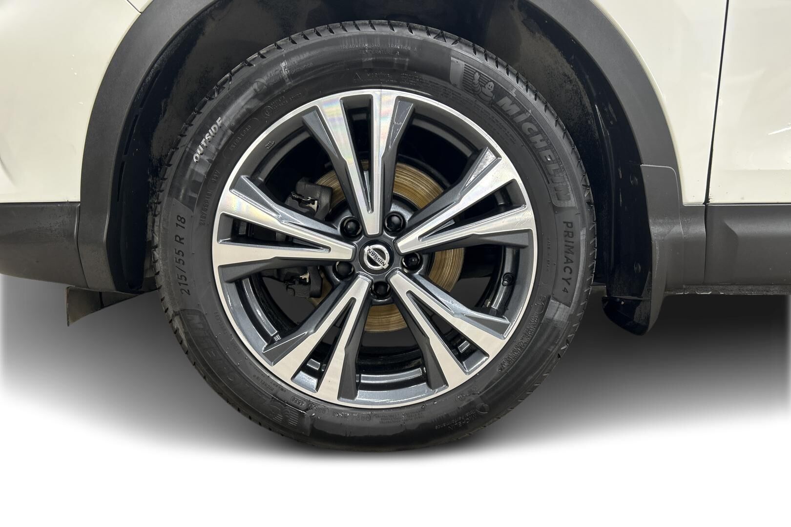 Nissan Qashqai iso kuva 10
