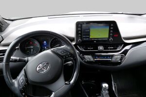 Toyota C-HR esikatselu 1