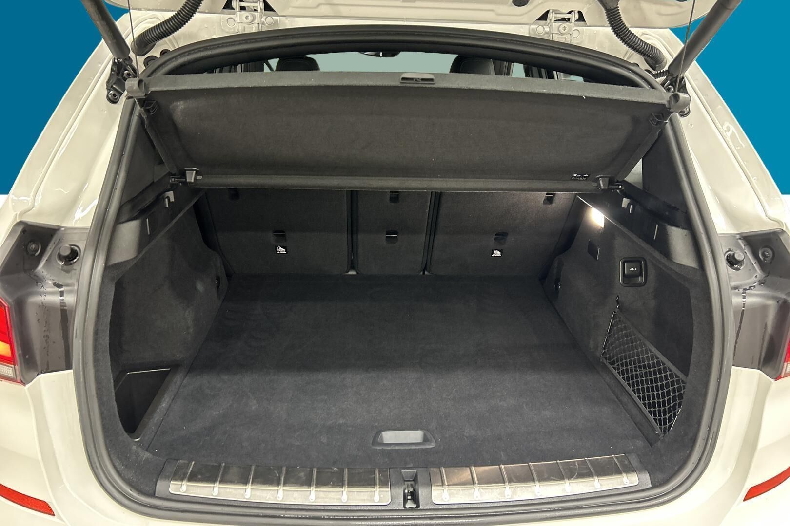BMW X1 iso kuva 24