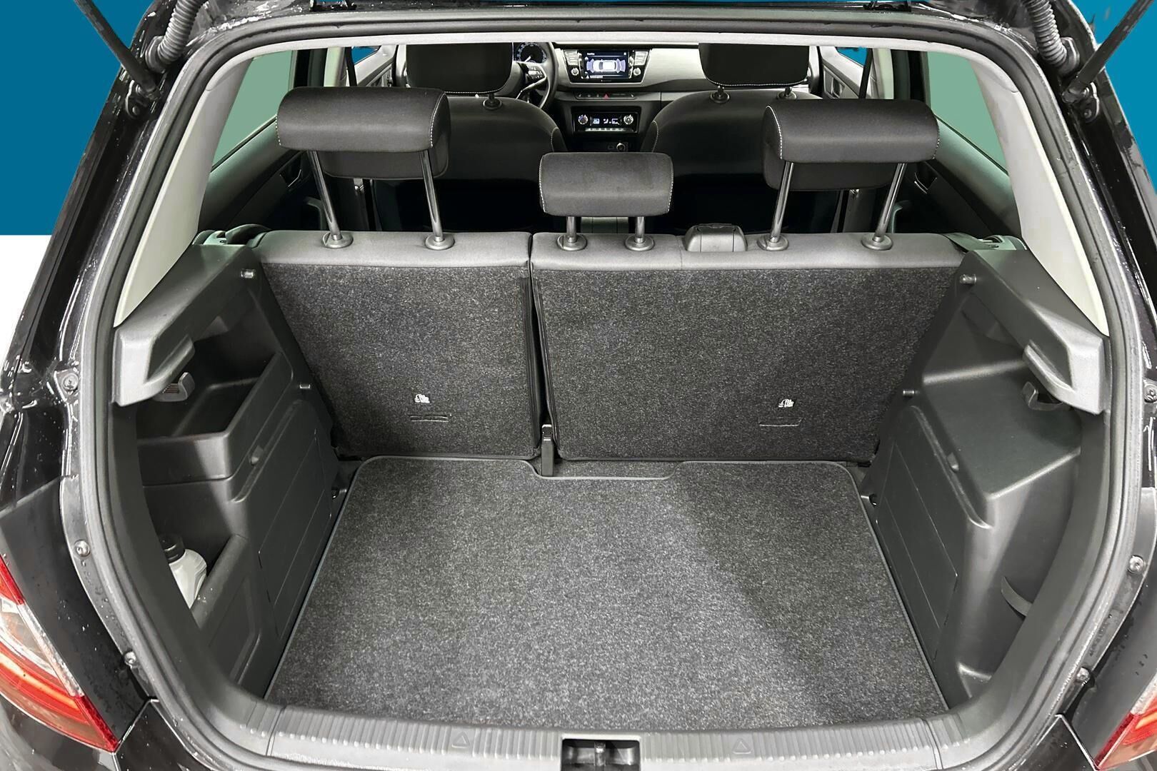 Skoda Fabia iso kuva 12