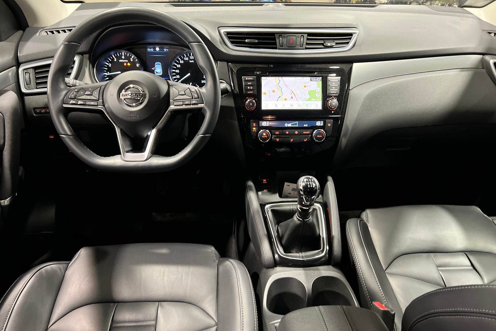 Nissan Qashqai iso kuva 10