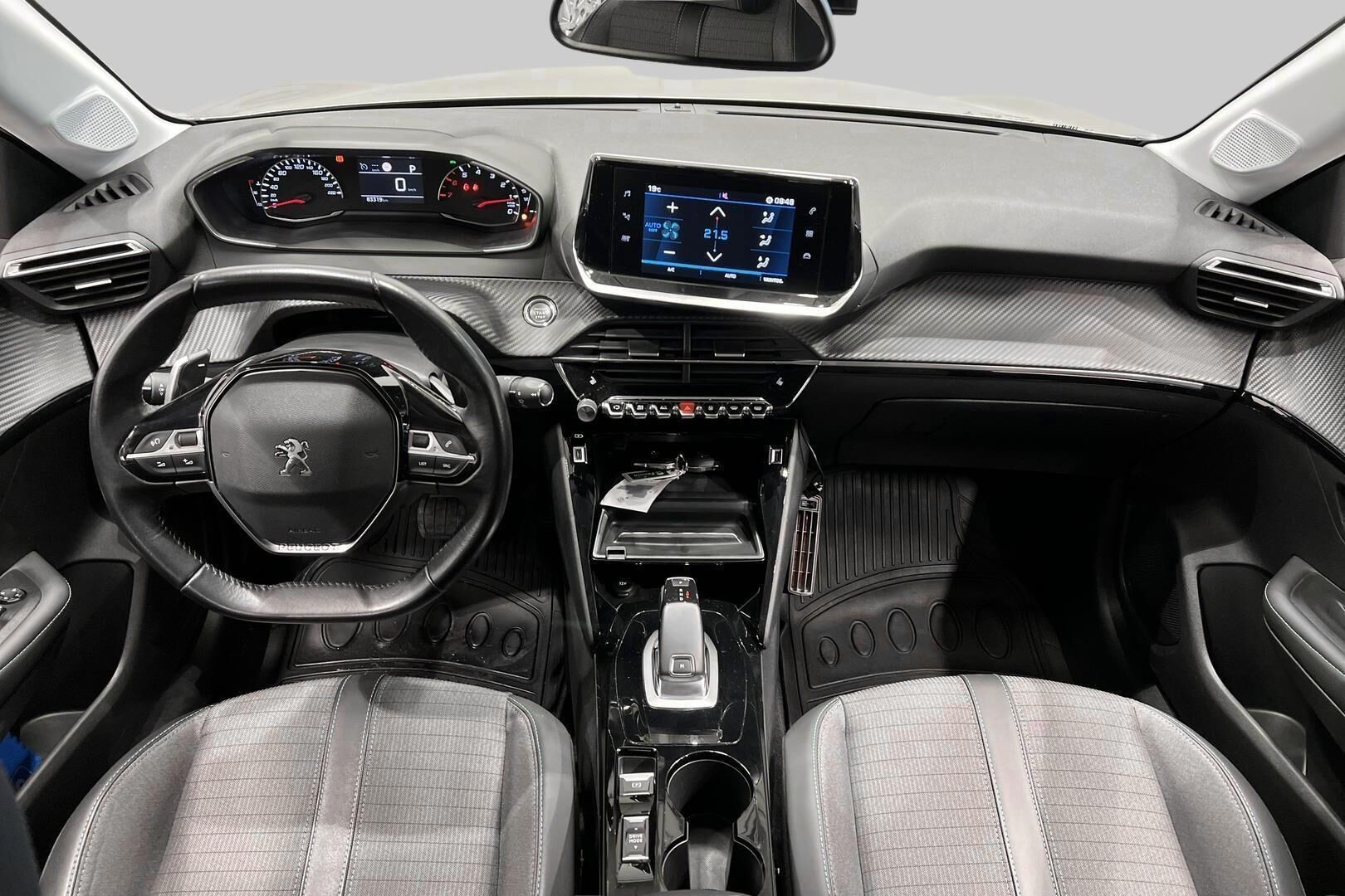 Peugeot 208 iso kuva 11