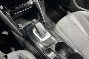 Peugeot 208 esikatselu 17