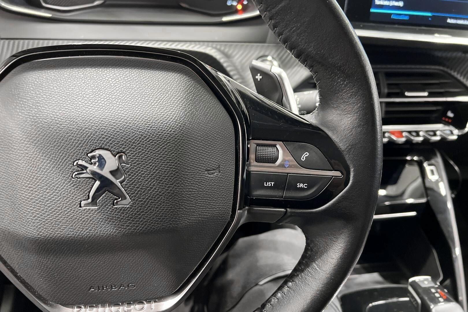 Peugeot 208 iso kuva 20