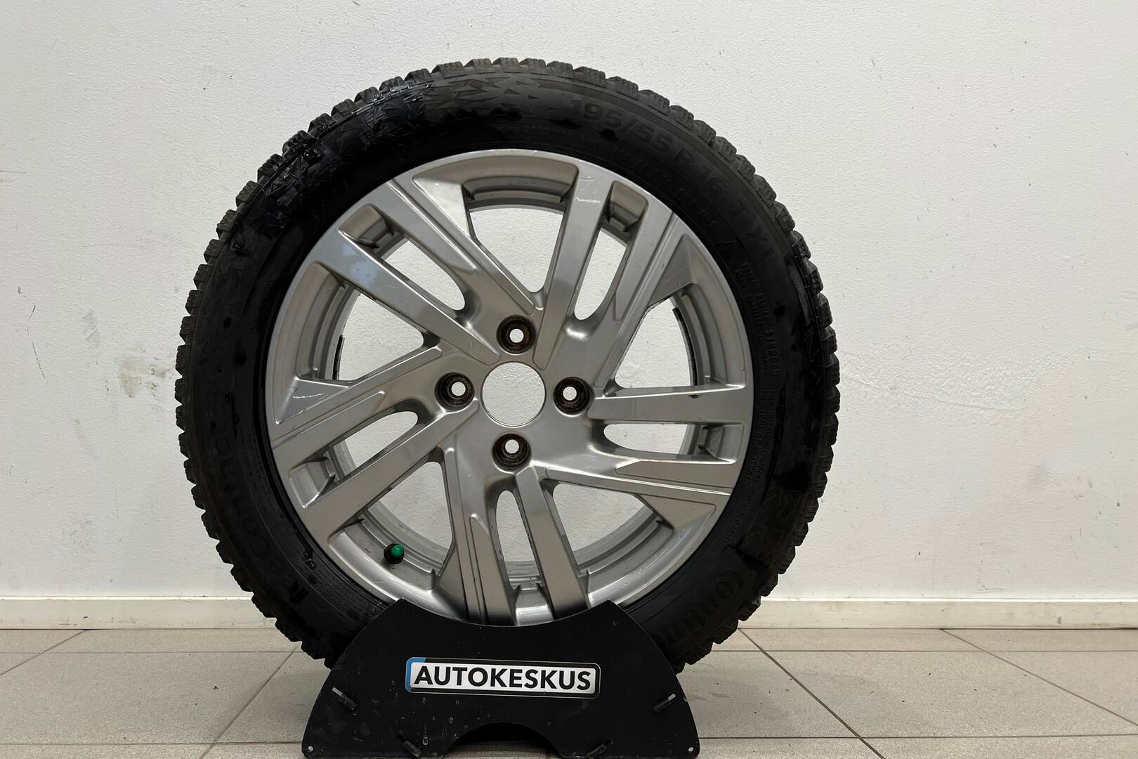 Peugeot 208 iso kuva 26