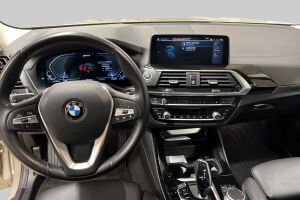 BMW X3 esikatselu 10
