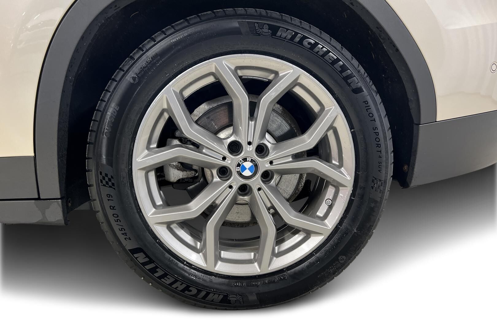 BMW X3 iso kuva 12