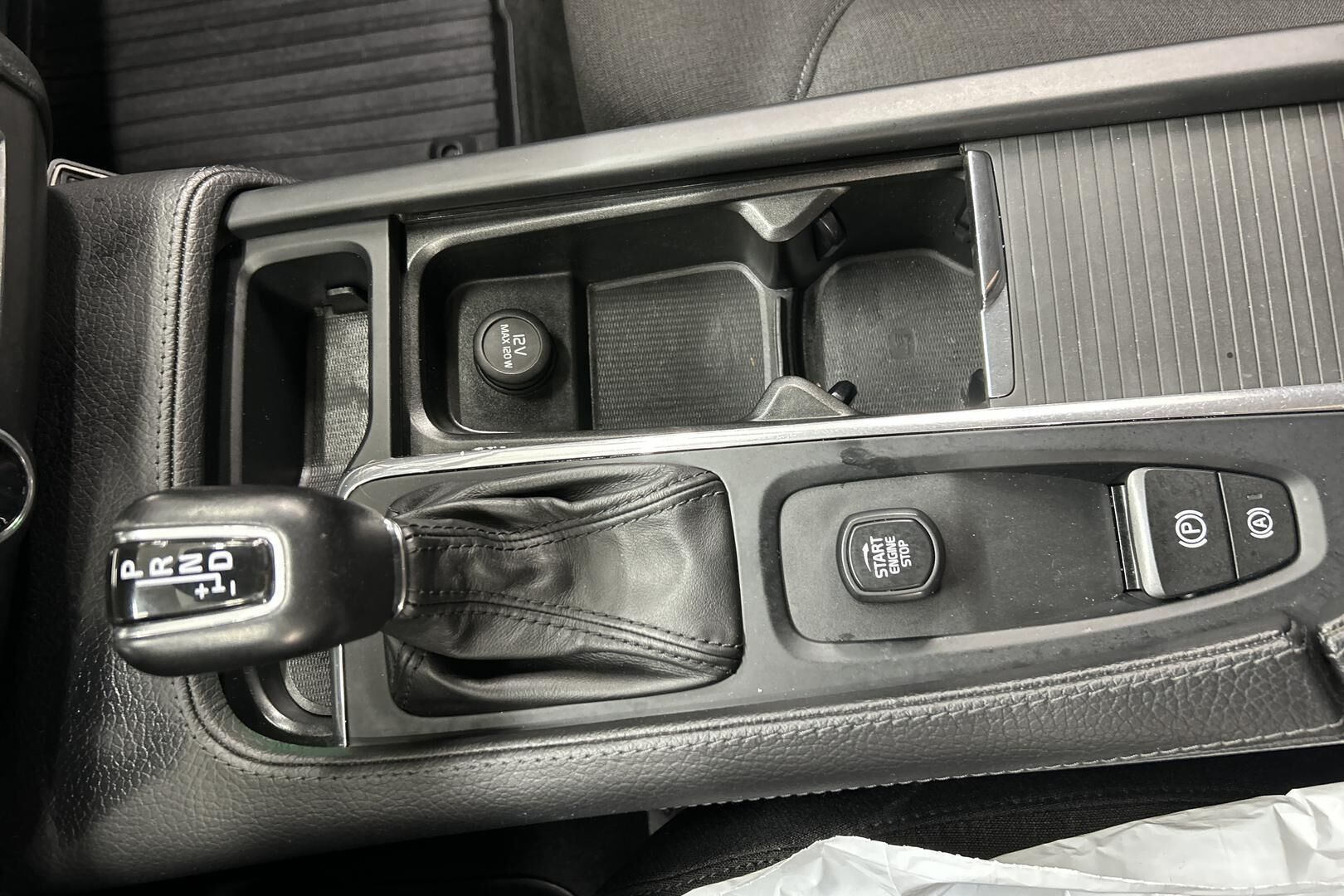 Volvo V90 iso kuva 16