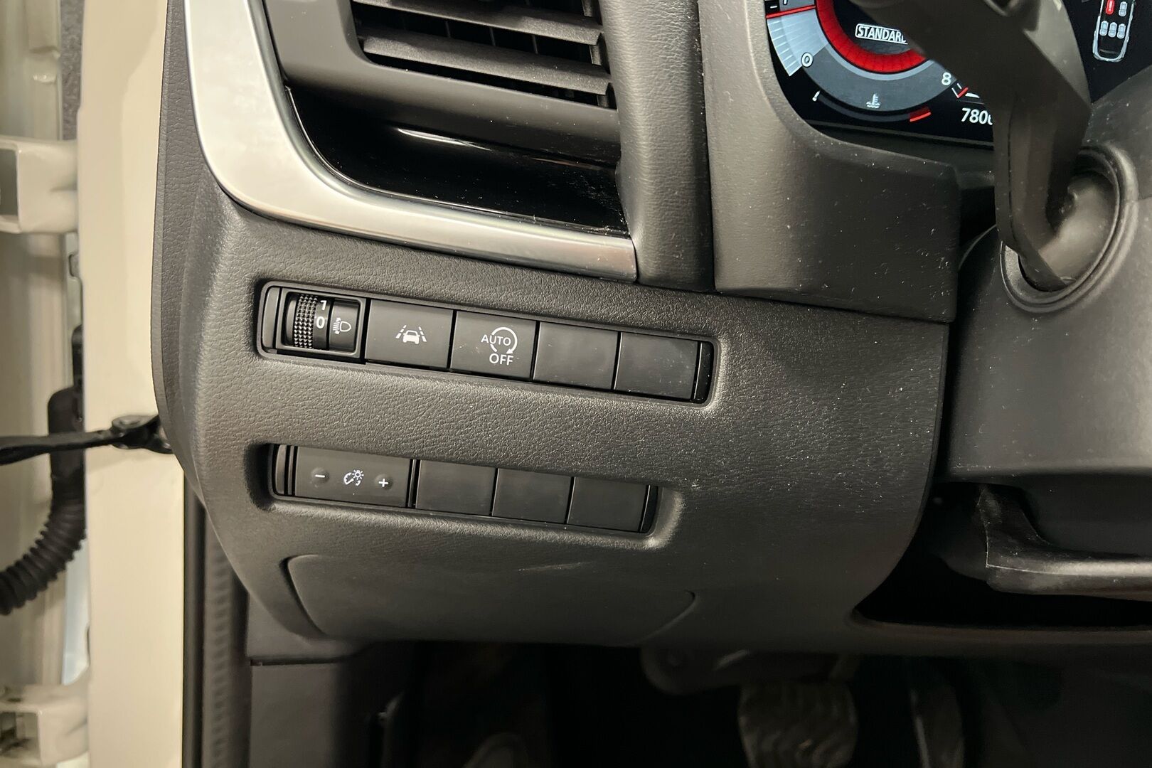 Nissan Qashqai iso kuva 18