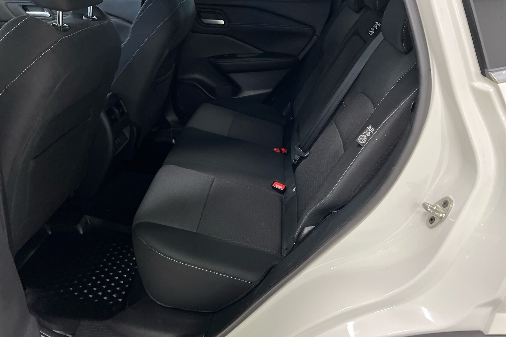 Nissan Qashqai iso kuva 8