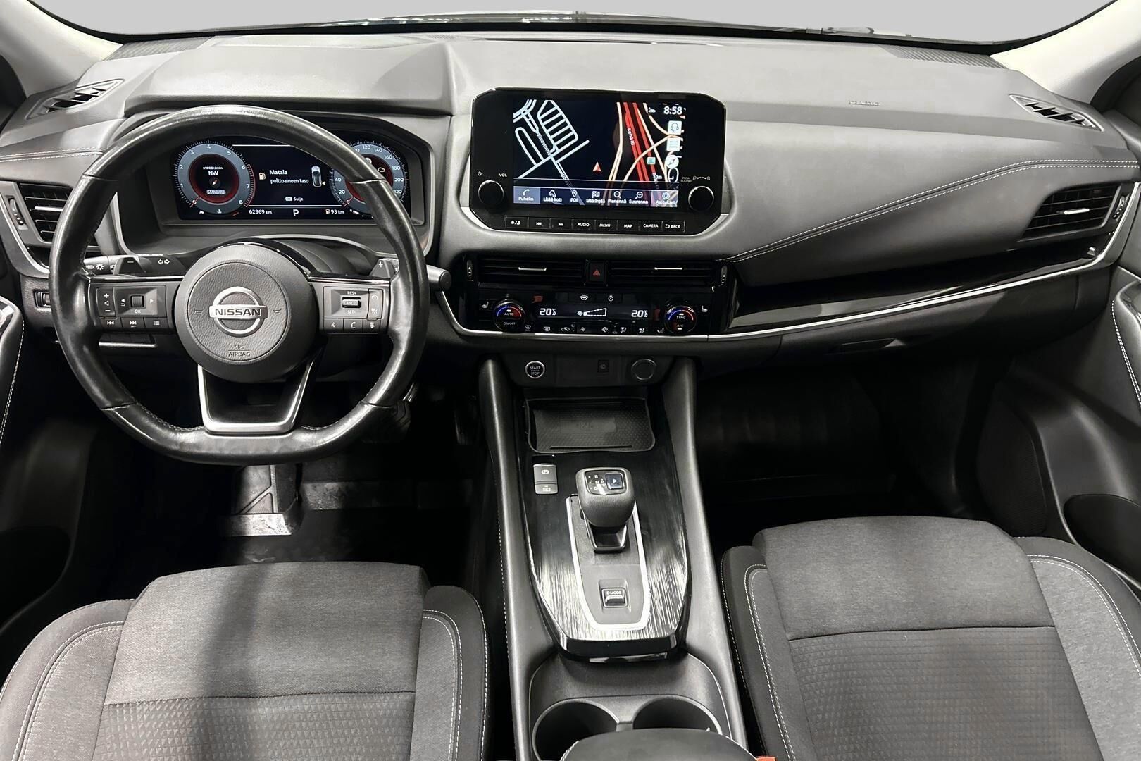Nissan Qashqai iso kuva 11