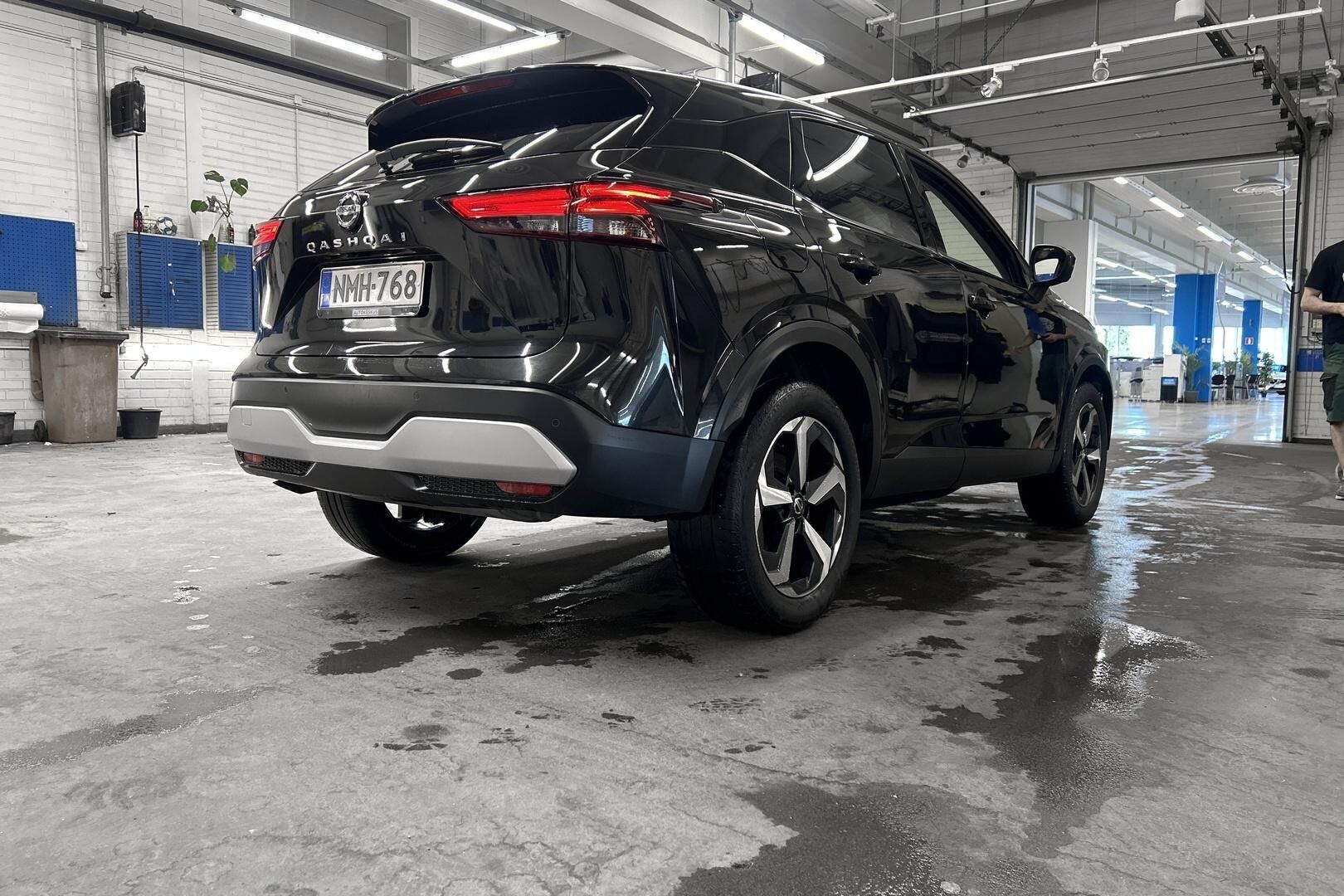 Nissan Qashqai iso kuva 5