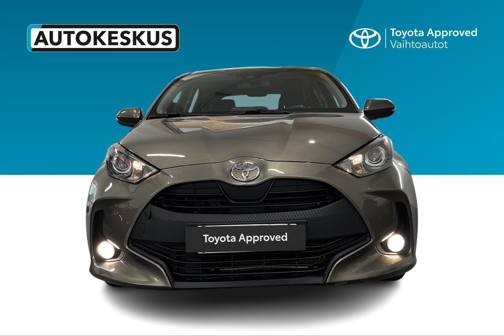 Toyota Yaris iso kuva 1