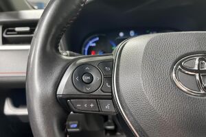 Toyota RAV4 esikatselu 17