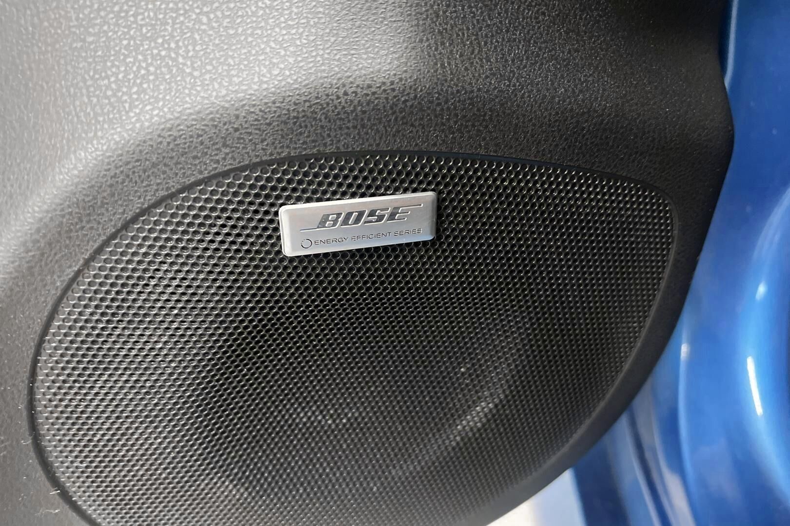 Nissan Leaf iso kuva 14