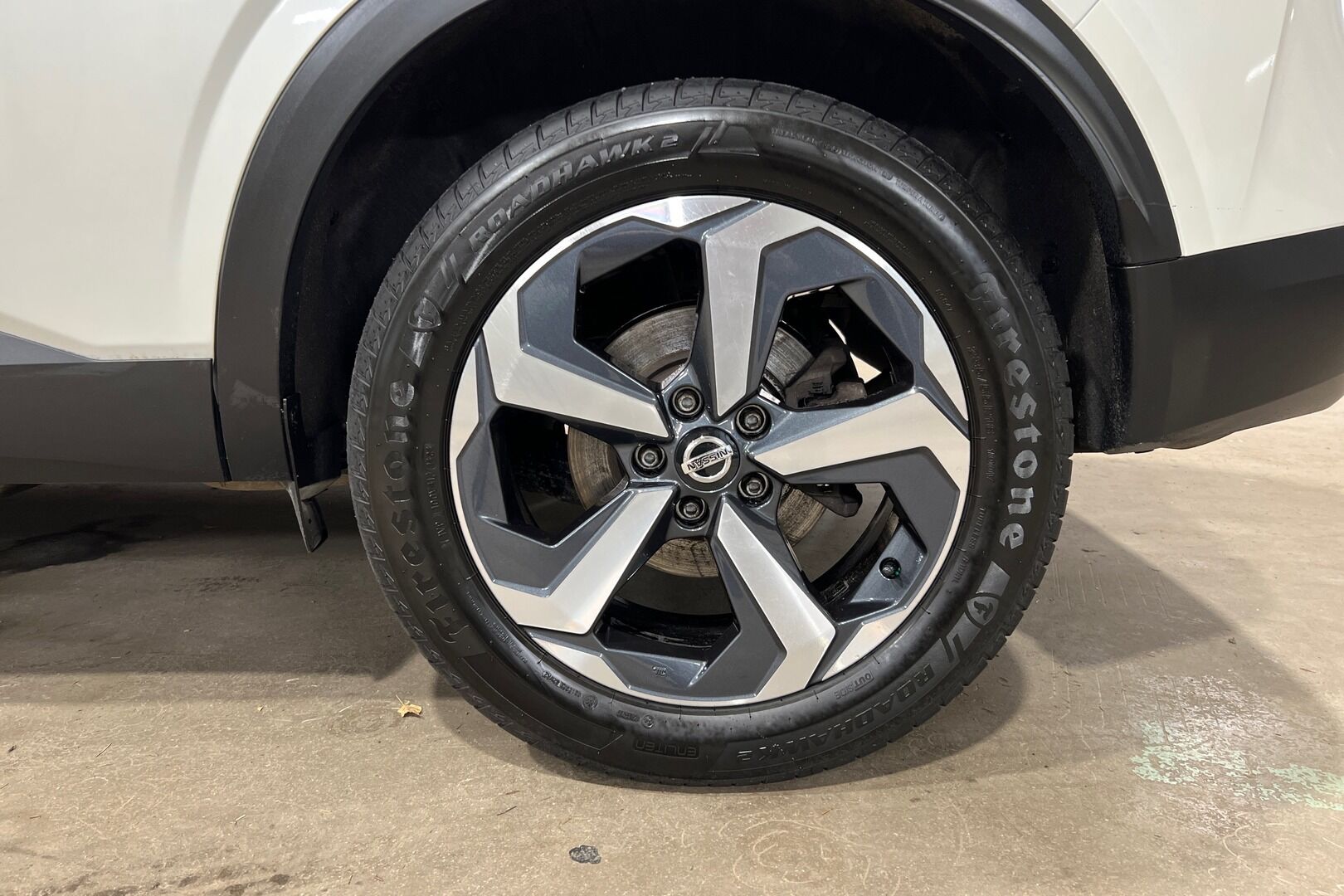 Nissan Qashqai iso kuva 17