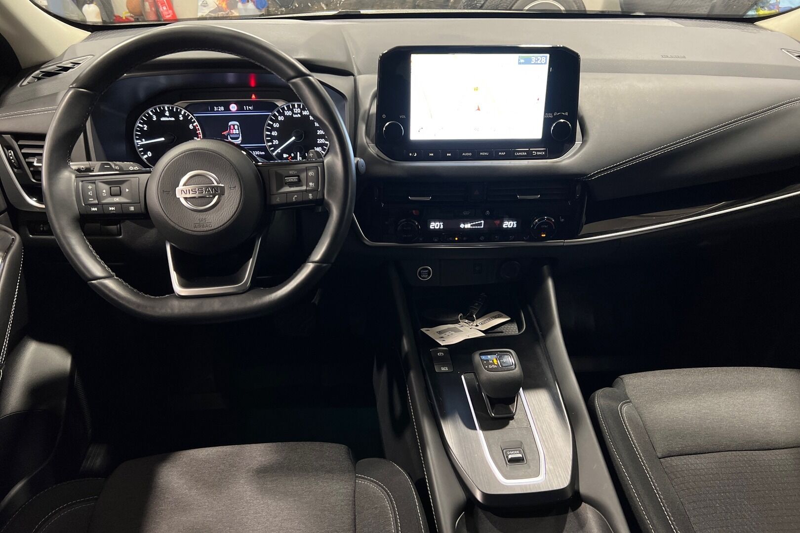 Nissan Qashqai iso kuva 7