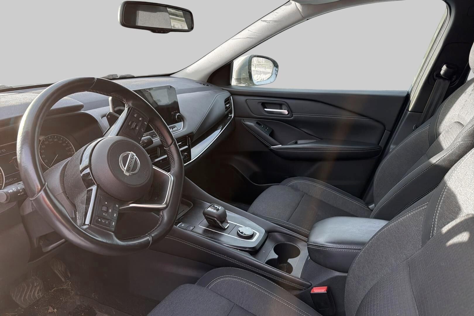 Nissan Qashqai iso kuva 2