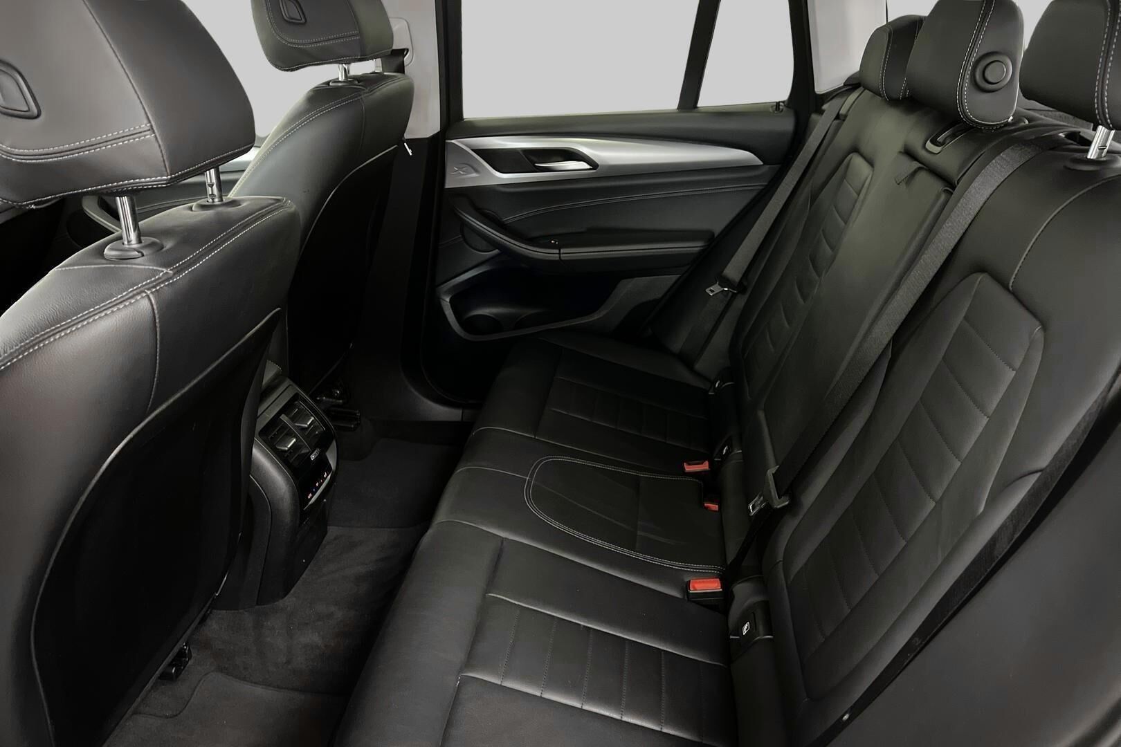 BMW X3 iso kuva 10