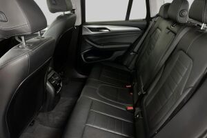 BMW X3 esikatselu 10
