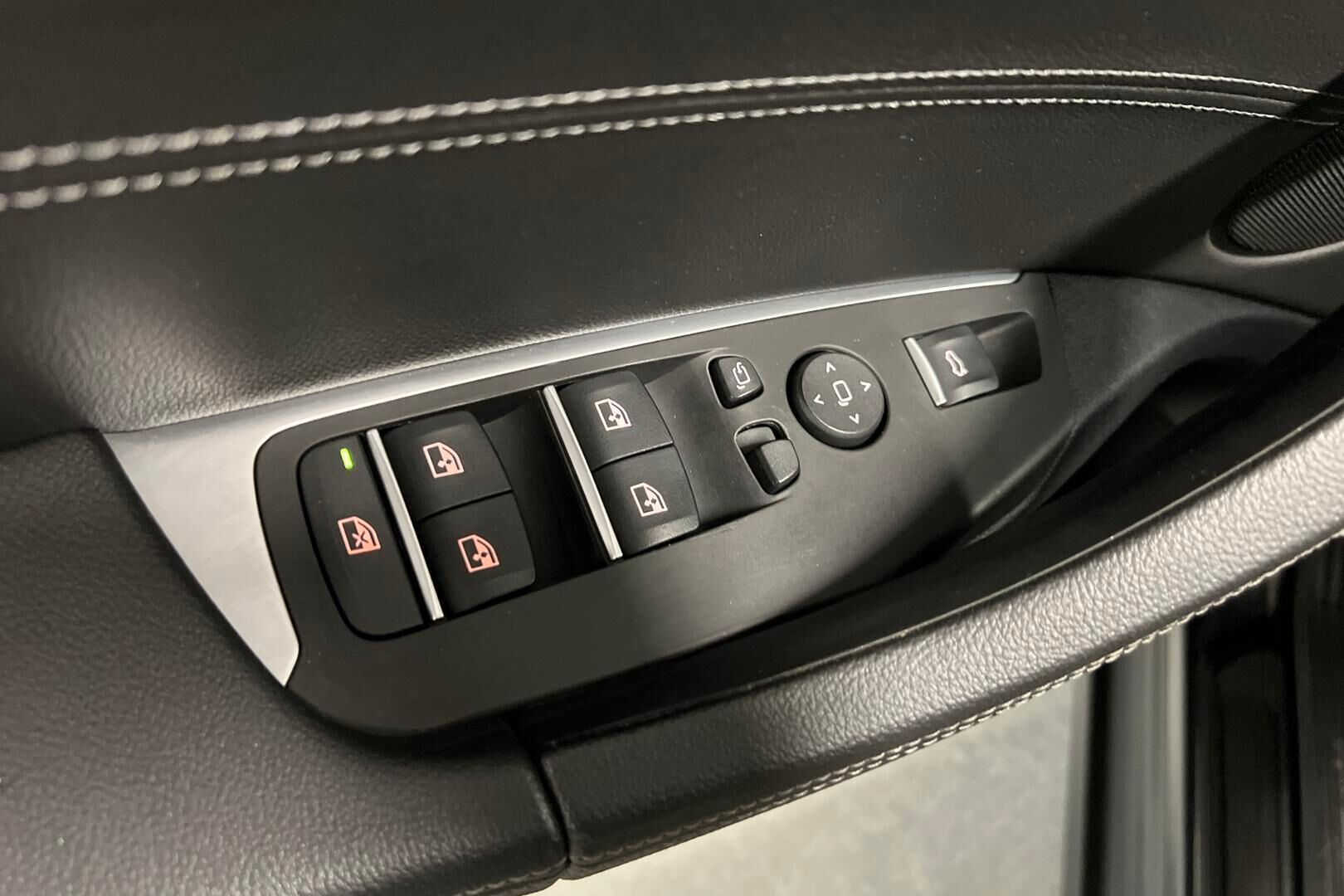 BMW X3 iso kuva 16